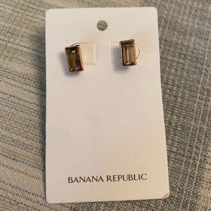 NWT Banana Republic Crystal Gem Stud Earrings